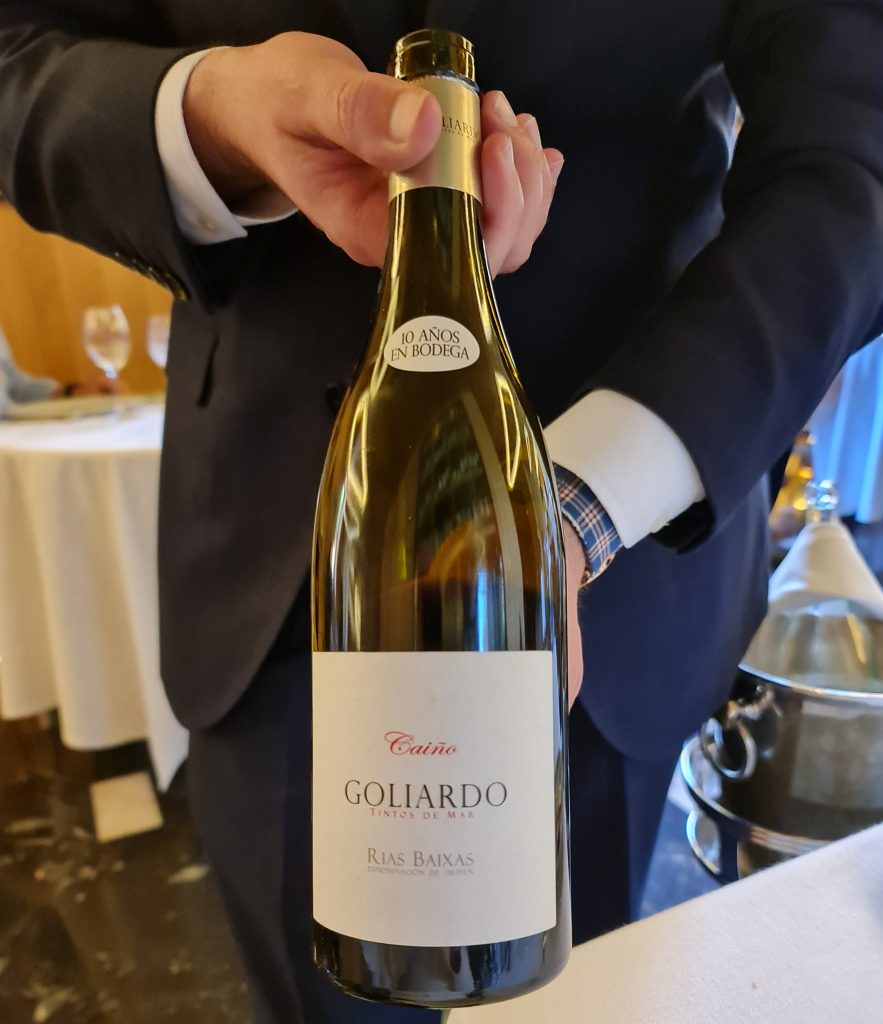 abarra-un-restaurante-que-brilla-y-vibra-en-madrid