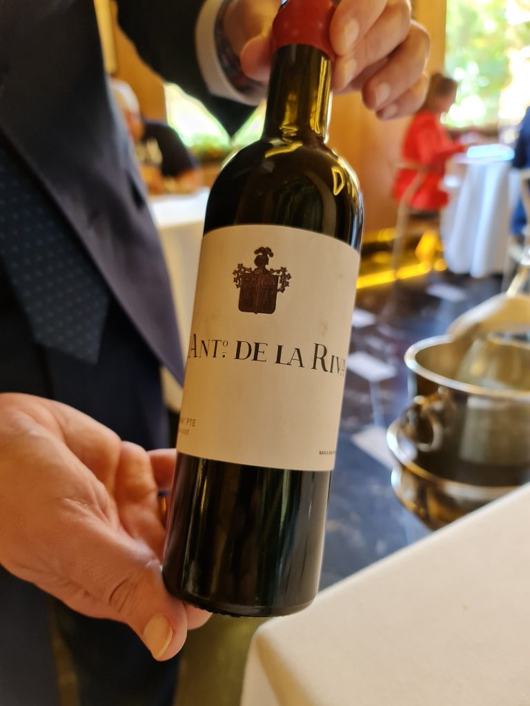 abarra-un-restaurante-que-brilla-y-vibra-en-madrid