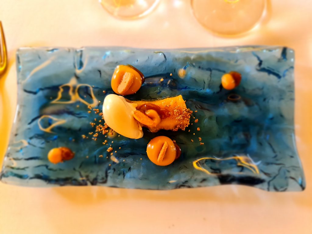 abarra-un-restaurante-que-brilla-y-vibra-en-madrid